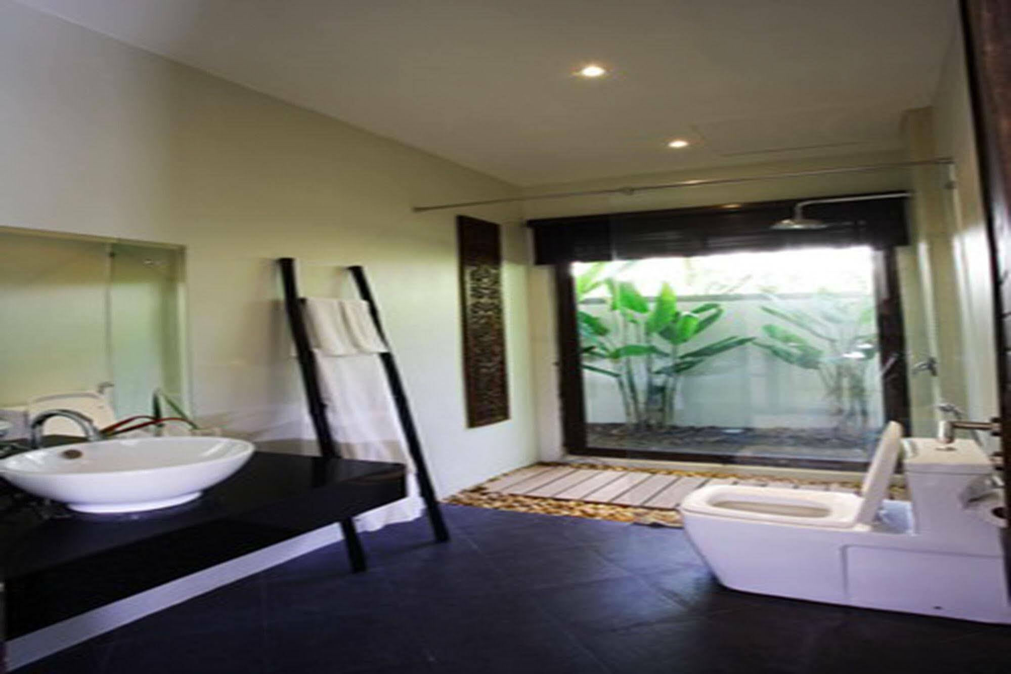 Villa Lombok By Holiplanet Rawai Buitenkant foto