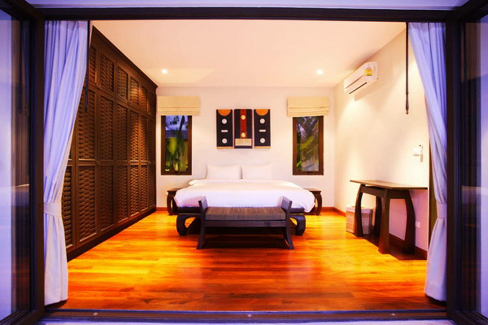 Villa Lombok By Holiplanet Rawai Buitenkant foto