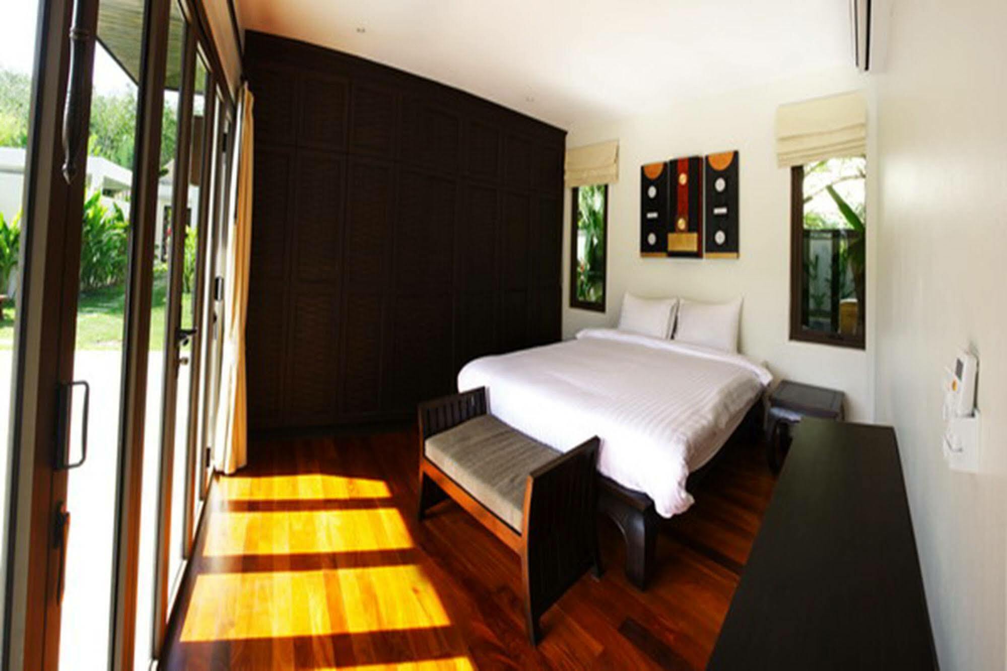 Villa Lombok By Holiplanet Rawai Buitenkant foto